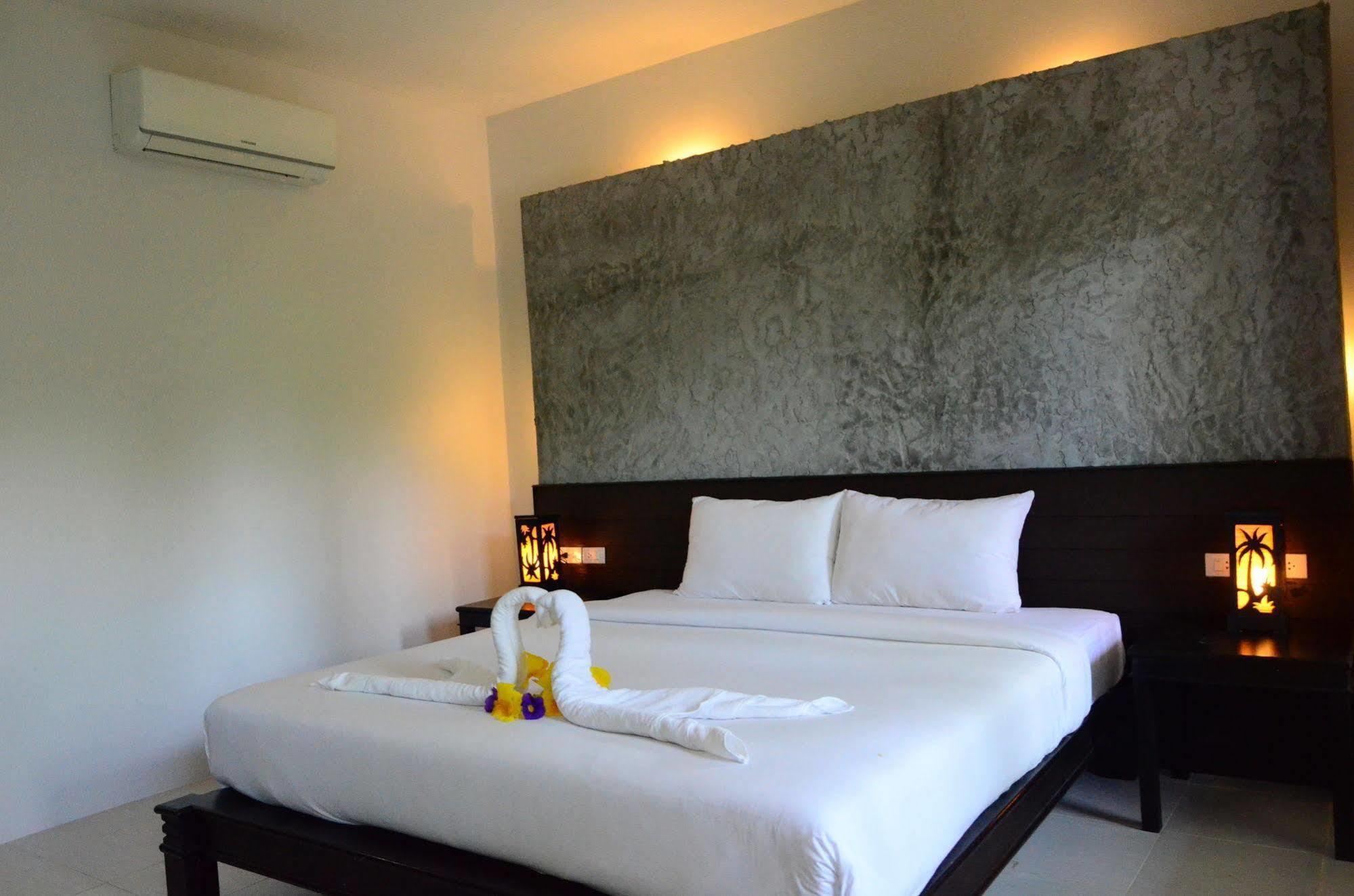 Khaolak Suthawan Resort - Sha Plus Кхаулак Экстерьер фото